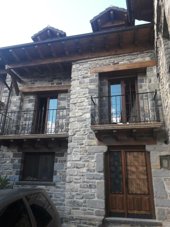 Casa Simon * Aisa